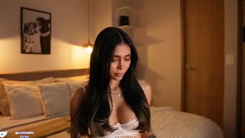 My name is Alexa. Please say hello I like to chat with you. If you have requests please use tip online show from 07-25-26, 09:45