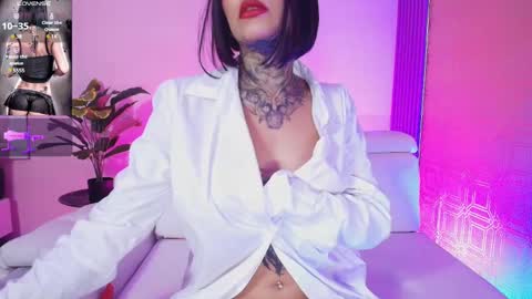 ABRILFACCINI online show from 12-30-24, 01:03