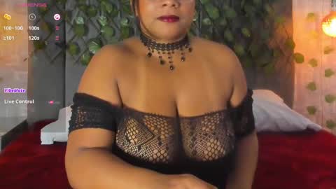 abrilsantana_ online show from 11-10-25, 04:44