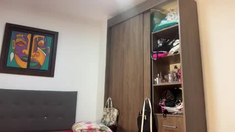 abrilsantosxo online show from 04-06-26, 12:28