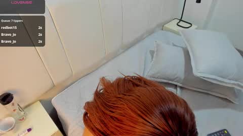 Snapshot of abrilsonne chatting on 02-25-25, 02:58 AbrilSonne online show from 02-25-25, 02:58