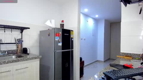 itis   S O F I A online show from 02-15-25, 03:42