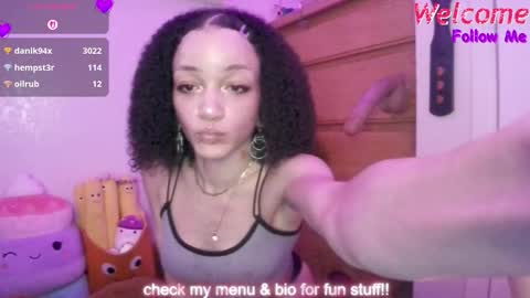 Peach online show from 01-06-26, 03:54