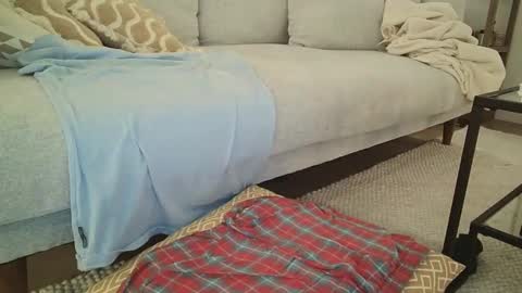 NYC guy online show from 12-30-24, 01:15