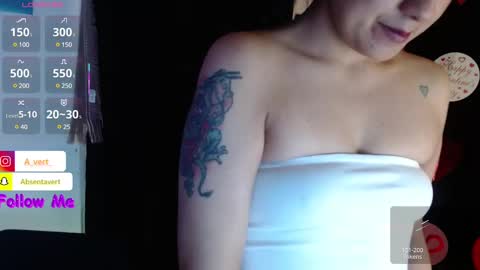 Snapshot of absentavert chatting on 02-13-25, 10:33 Absenta vert online show from 02-13-25, 10:33