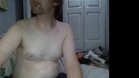 Snapshot of acefox000 chatting on 10-27-25, 12:42 adam online show from 10-27-25, 12:42