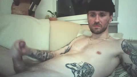 achix2704 online show from 03-02-26, 07:54