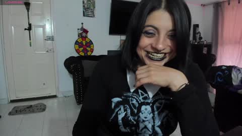 Snapshot of acid_alice666 chatting on 12-13-24, 09:41 Alice online show from 12-13-24, 09:41