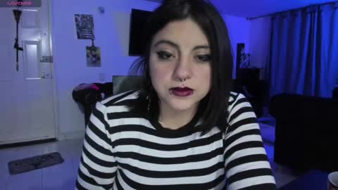 Snapshot of acid_alice666 chatting on 02-18-25, 02:05 Alice online show from 02-18-25, 02:05