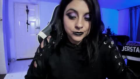 Snapshot of acid_alice666 chatting on 09-24-25, 03:43 Alice online show from 09-24-25, 03:43