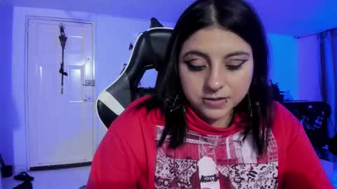 Snapshot of acid_alice666 chatting on 10-08-25, 11:24 Alice online show from 10-08-25, 11:24