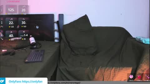 centric independent model   online show from 02-22-25, 09:12