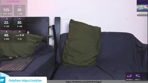 centric independent model   online show from 03-10-25, 11:32