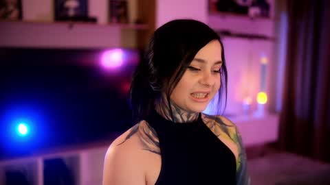 acid_pie online show from 12-04-24, 04:27