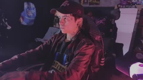 Acid Milo online show from 07-19-26, 03:49