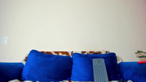 R. online show from 03-11-25, 02:07