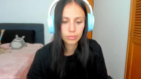 Helena online show from 04-23-26, 02:52