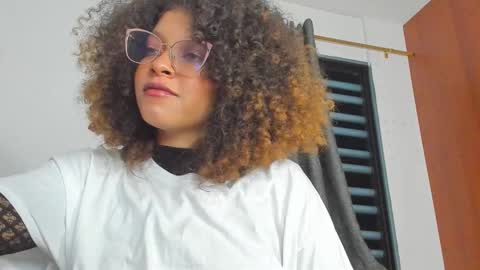  Isa  online show from 11-07-25, 06:02