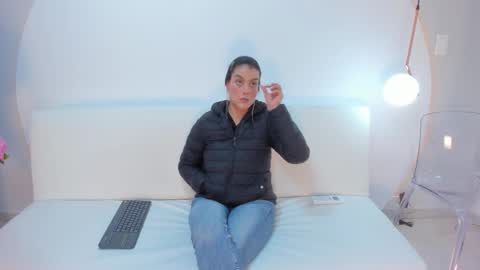    online show from 01-13-26, 01:38