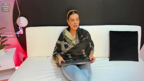    online show from 02-17-26, 01:40