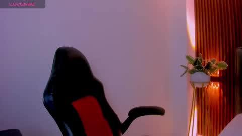 Snapshot of ada_oconnor_x_ chatting on 10-18-25, 05:14 ada oconnor x   ..flaca..bella online show from 10-18-25, 05:14