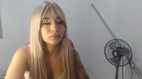 Snapshot of adagny chatting on 11-25-25, 03:28 adagny online show from 11-25-25, 03:28