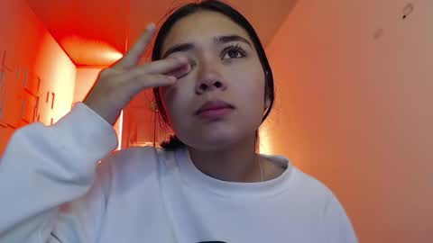 Adaira online show from 01-06-26, 04:49