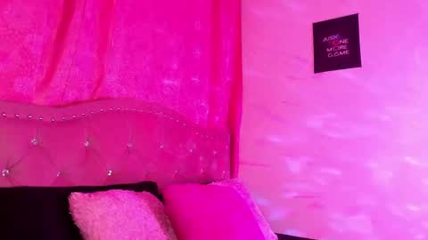 Snapshot of adalet_sair chatting on 02-26-25, 11:15 adalet online show from 02-26-25, 11:15