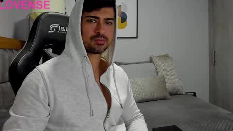 adam clarke online show from 10-06-25, 01:14