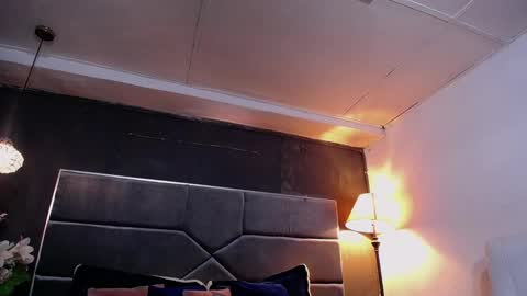 adam_fit19cm online show from 10-22-25, 01:55