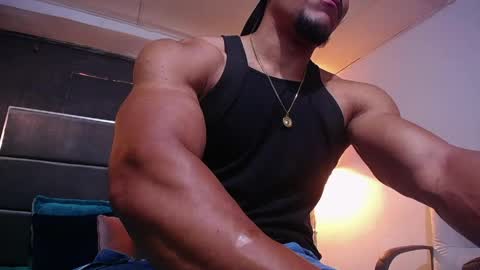 adam_fit19cm online show from 03-30-26, 02:07