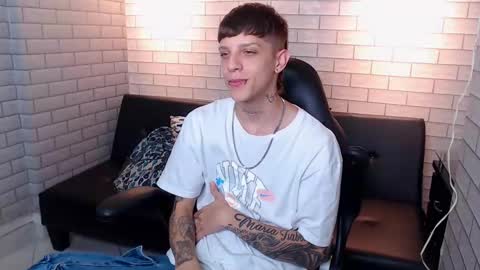 Adam online show from 01-09-25, 08:33