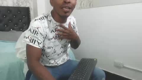 adam_morgan2 online show from 09-09-25, 07:13