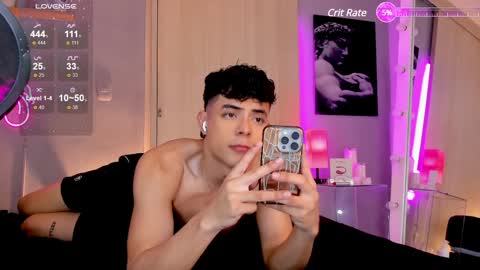 Snapshot of adam_sword4 chatting on 01-25-25, 04:45 Alan and Jordan online show from 01-25-25, 04:45