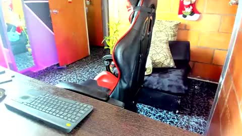 Adam Valencia online show from 12-27-24, 05:26