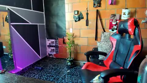 Adam Valencia online show from 02-02-25, 03:39