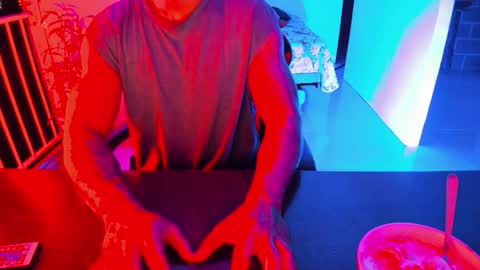 Adam Valencia online show from 10-05-25, 11:13