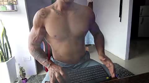 Adam Valencia online show from 12-01-25, 06:35