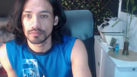 instagram  adam x256 online show from 12-21-25, 06:09