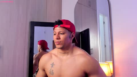 adambrocs1 online show from 10-05-25, 08:18