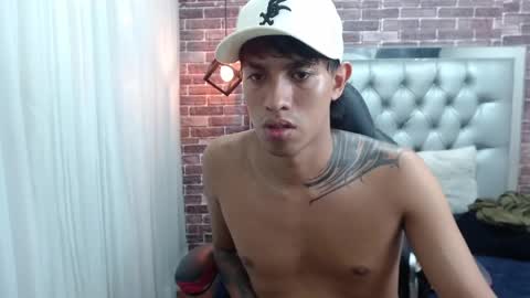 Adam online show from 03-09-25, 04:44