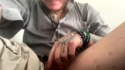 adamgelz online show from 11-02-25, 04:42