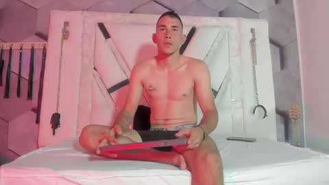 adammendoza34 online show from 09-14-25, 03:16