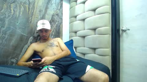 Snapshot of adamparker_ chatting on 02-14-25, 11:53 adamparker_ online show from 02-14-25, 11:53