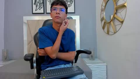 Adams Bobby online show from 01-12-26, 11:26