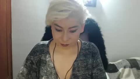 adan_romanoff online show from 10-21-25, 07:09