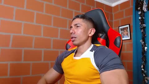 Adan Sin online show from 12-24-24, 05:02
