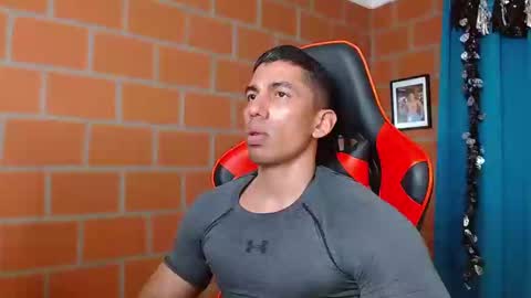 Adan Sin online show from 12-30-24, 09:40