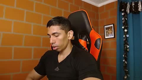 Adan Sin online show from 01-23-25, 02:28