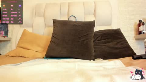 Ada Porter  online show from 01-28-25, 11:49